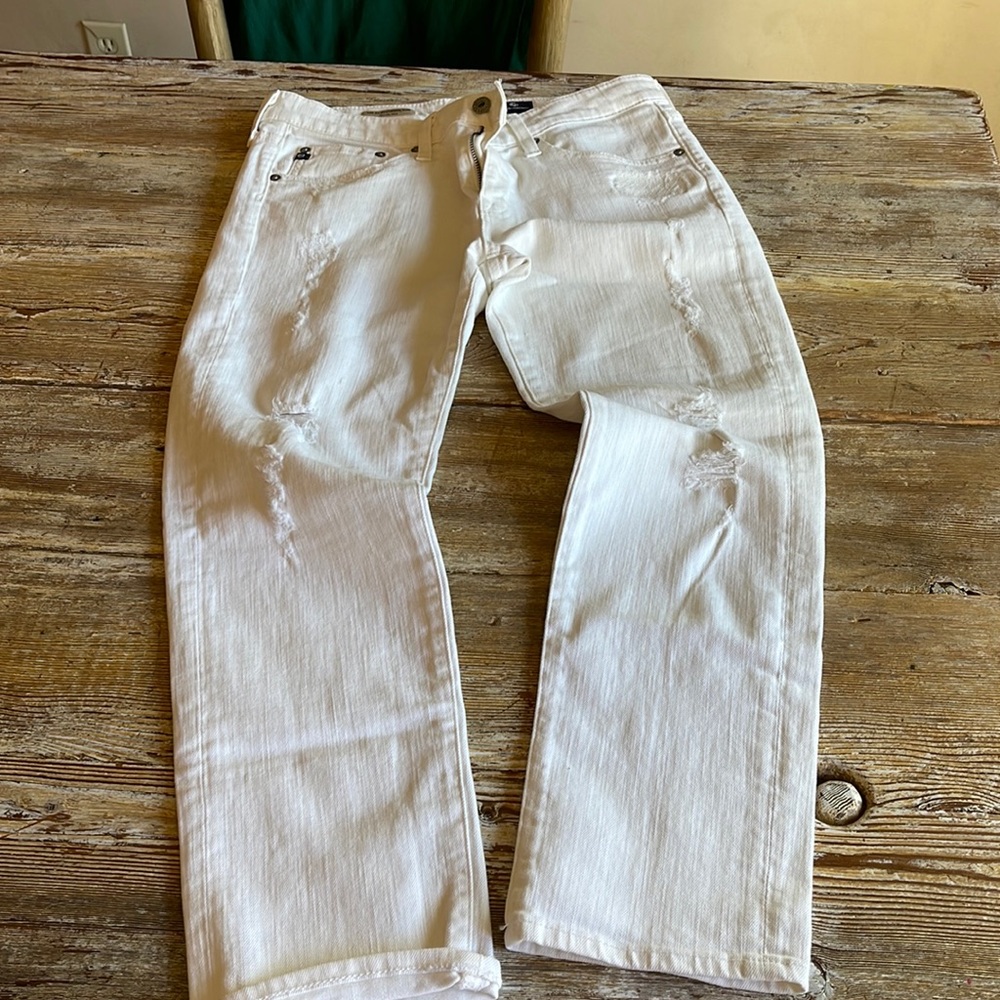 AG ex Boyfriend Sloucy Slim White Distressed Women’s Jeans 27